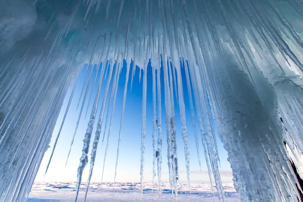 Ледяные иглы на Байкале