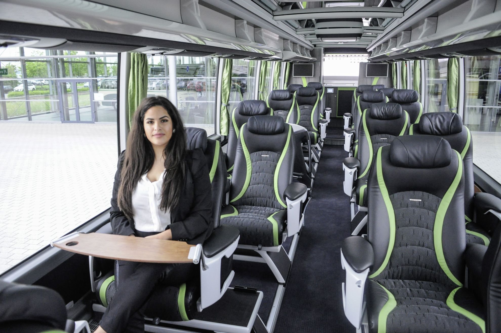Салон общественного транспорта. Setra Comfort class 2022 салон. Кресла автобуса Setra s328. Mercedes-Benz Future Bus салон. Setra Comfort class New Generation.