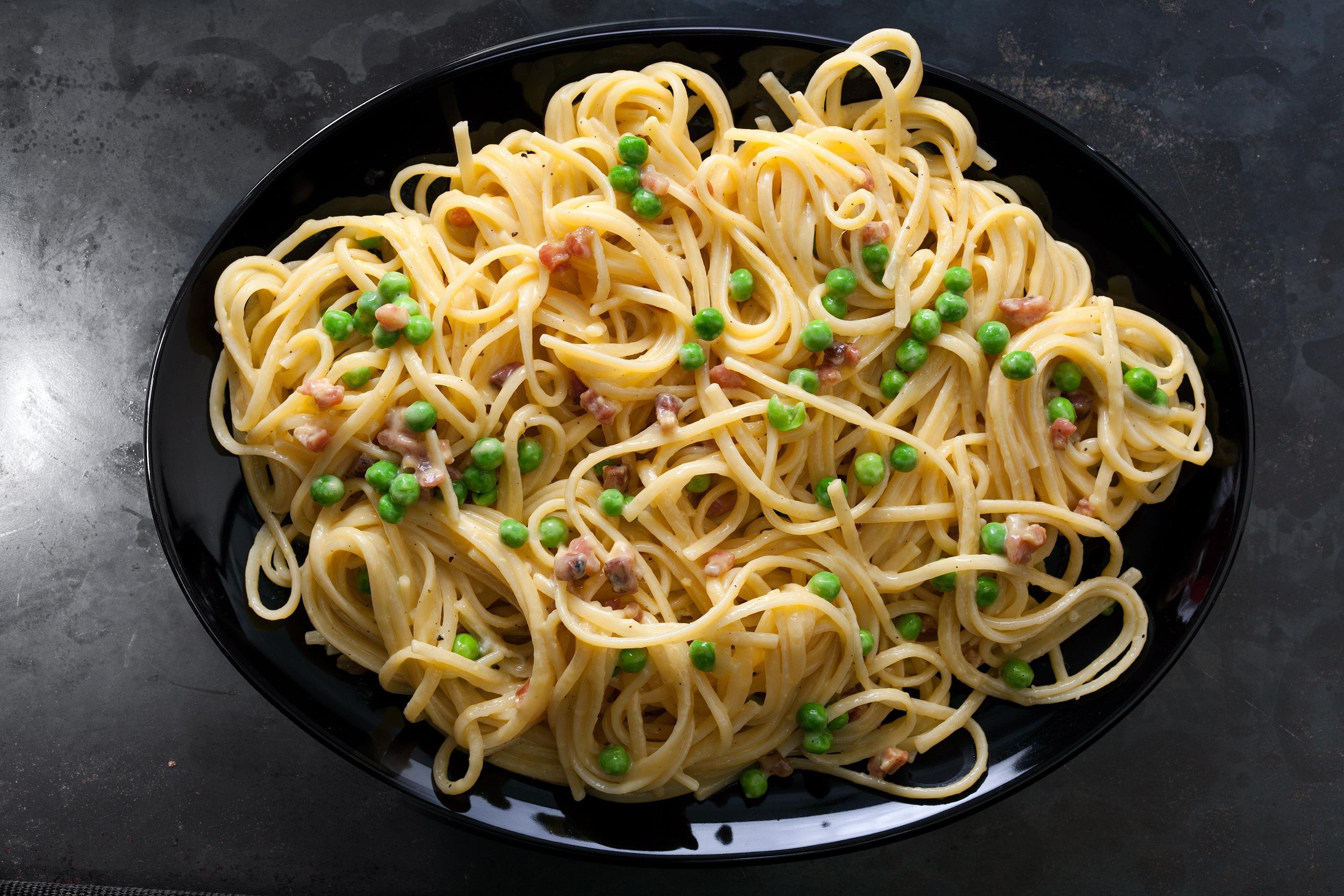 Например макароны. Итальянская паста. Спагетти. Паста спагетти. Спагетти паста Италия.