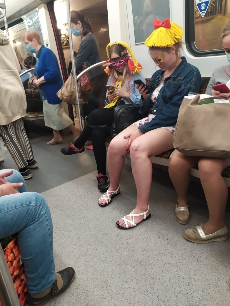 Необычные люди в Московском метро