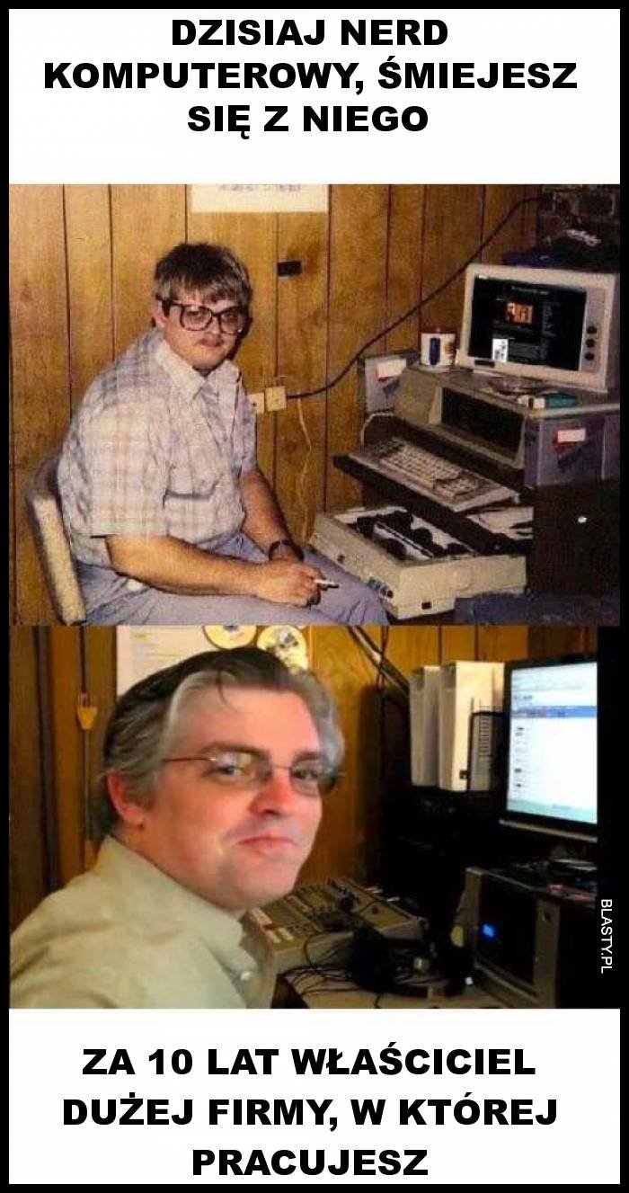 Компьютерщик в очках