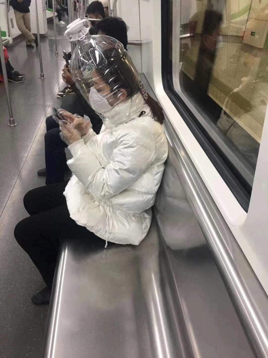 Маски в метро