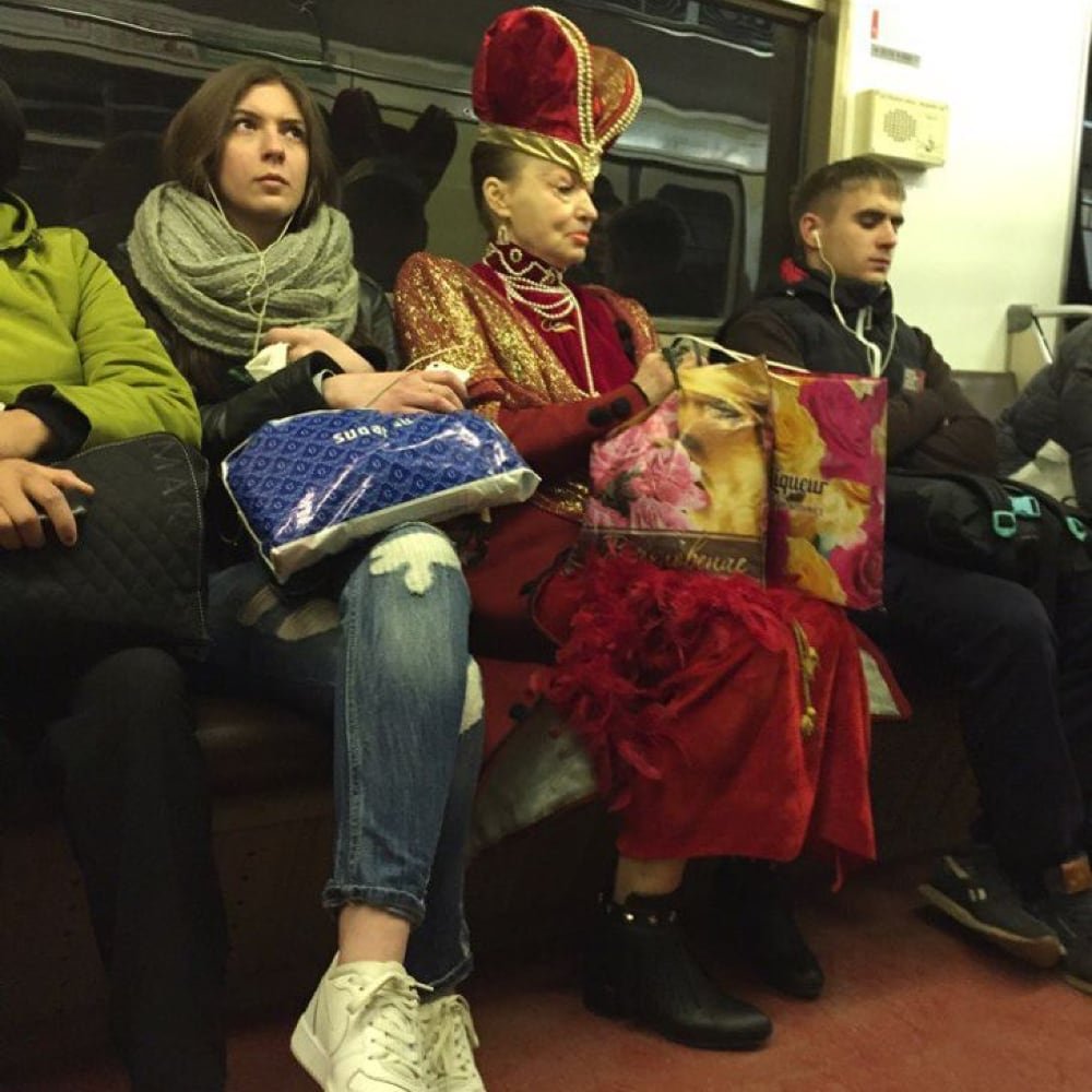 Смешные пассажиры в метро
