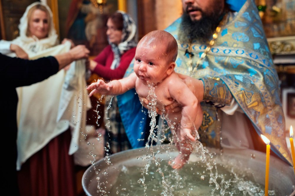 Атрибуты крещения младенцев