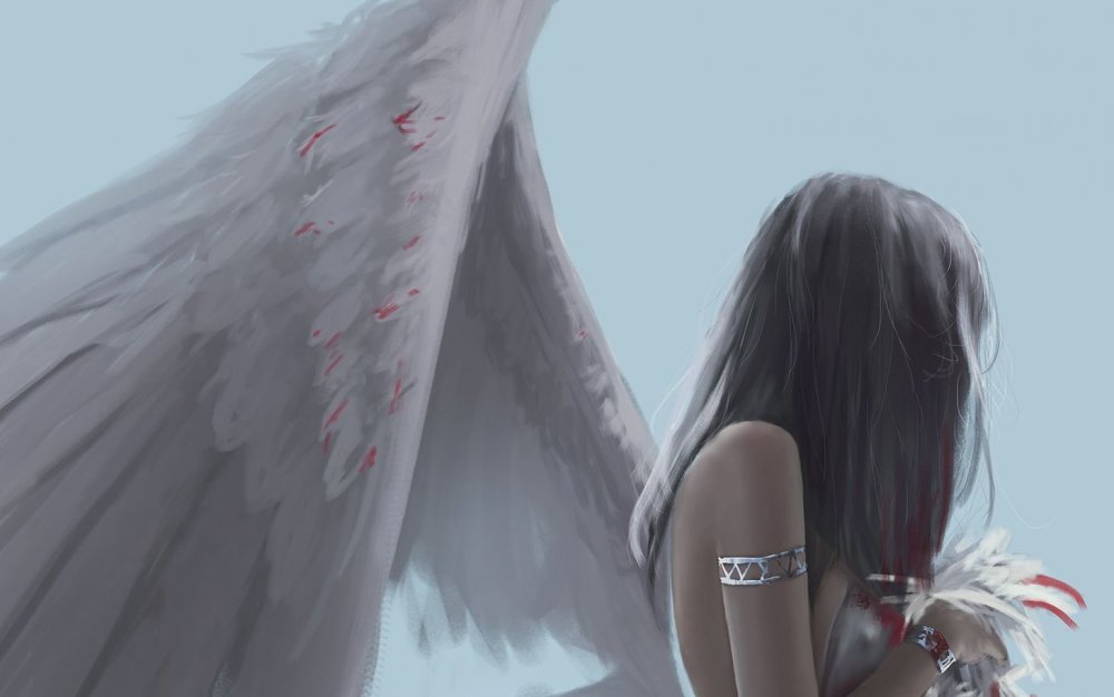 Ангел с серыми крыльями