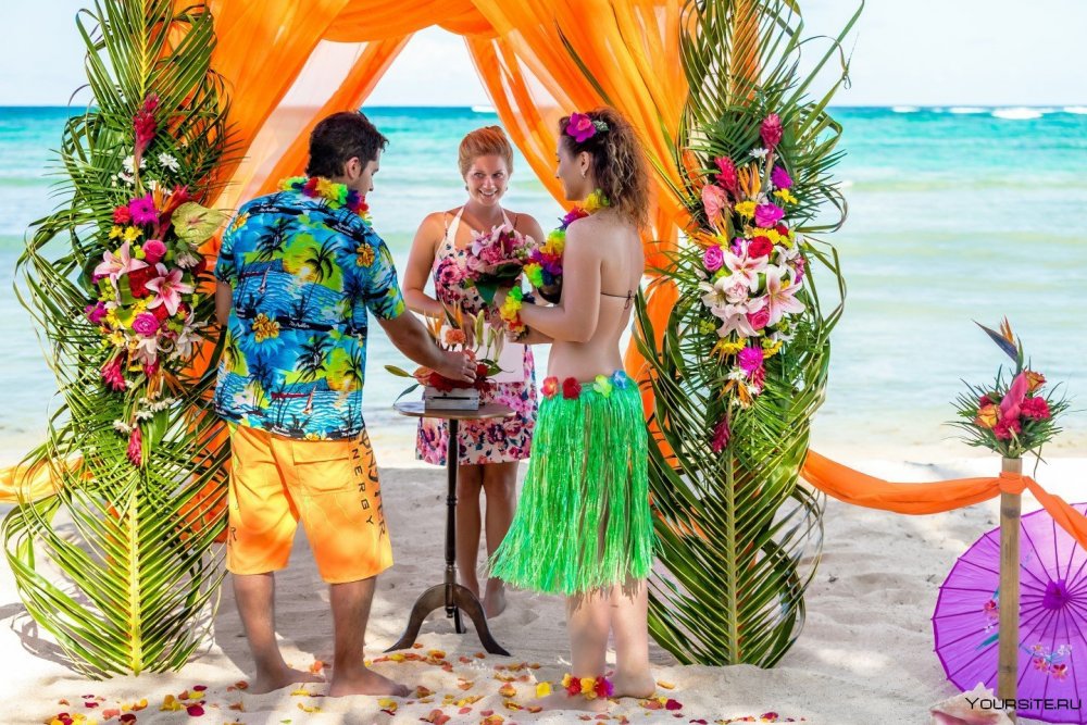 Свадьба в гавайском стиле