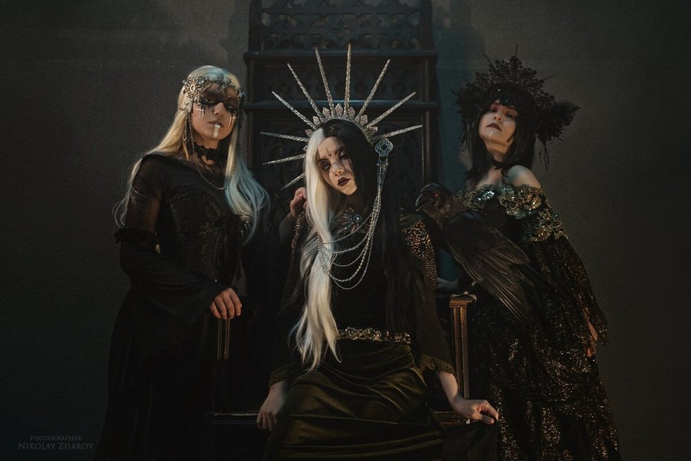 Три ведьмы-сестры Макбет