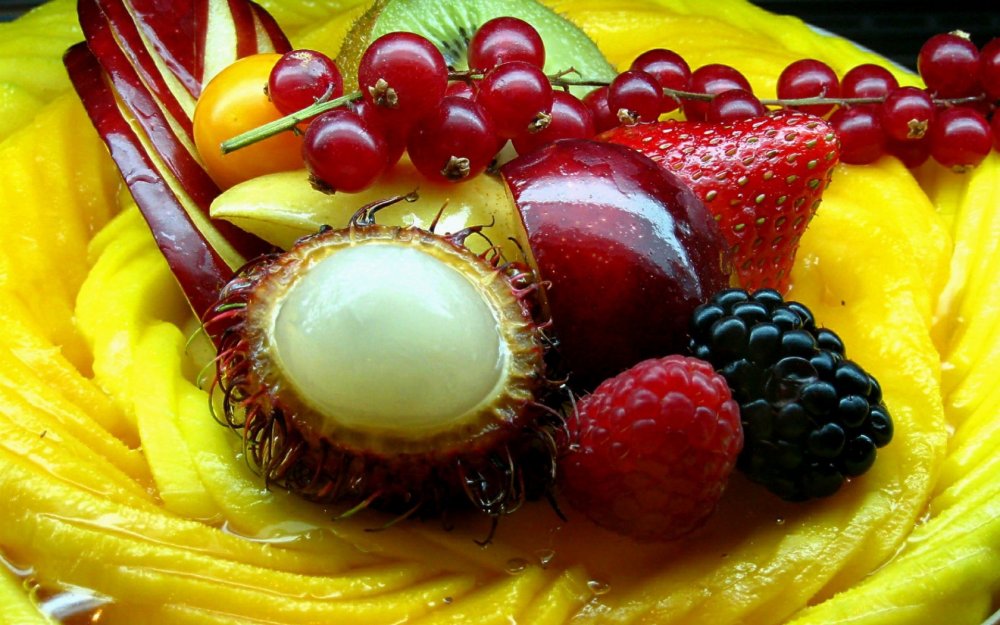 Тропические фрукты на Занзибаре