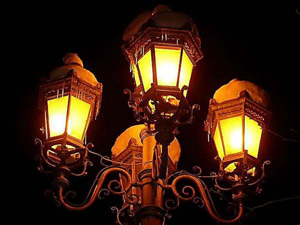 Старинные фонари на улицах