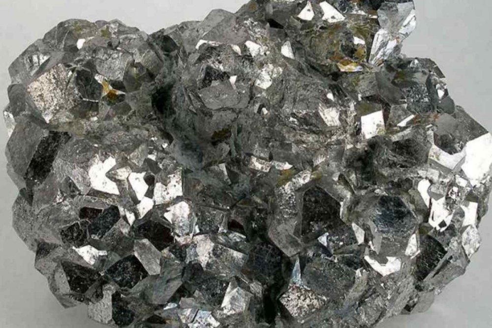Скуттерудит минерал