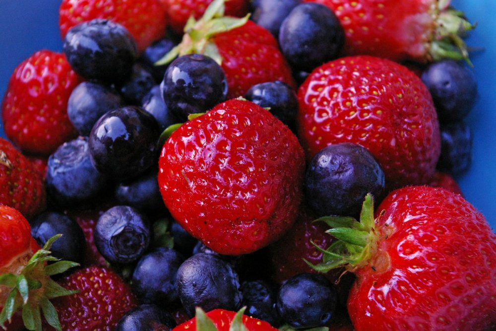 Вкусные ягоды