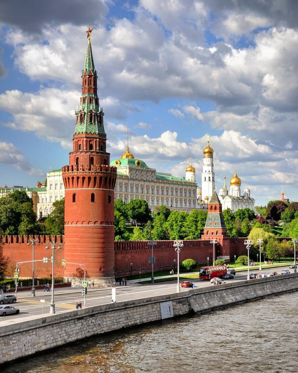 Современный Кремль в Москве