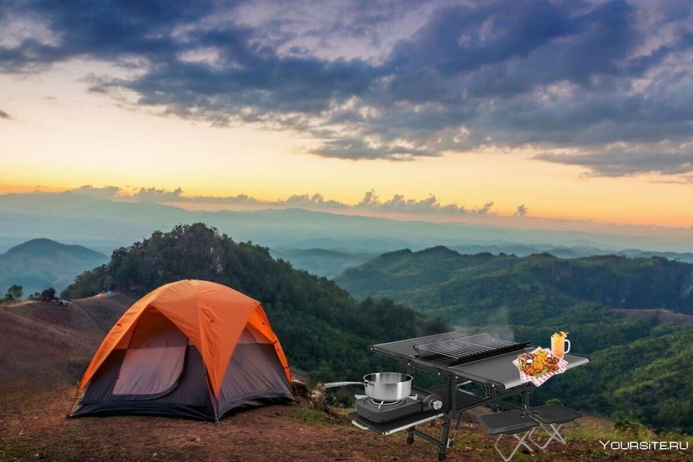 Палатка туристическая в горах