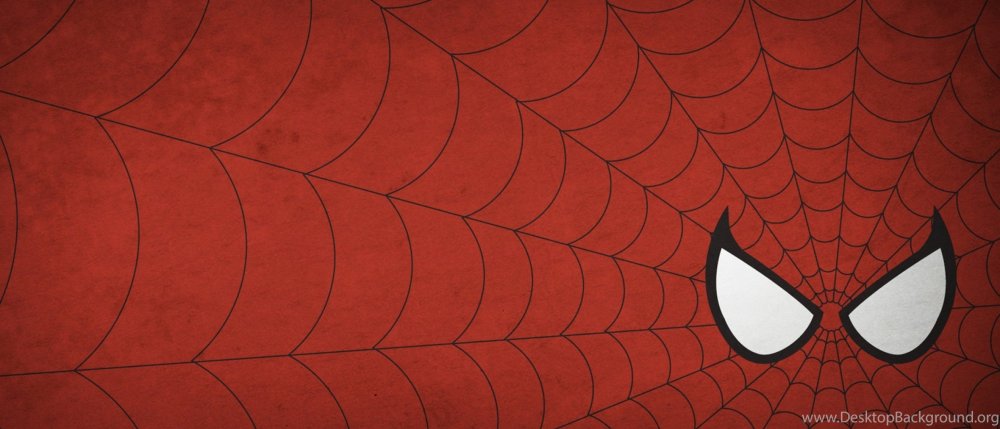 Человек-паук с паутиной Марвел