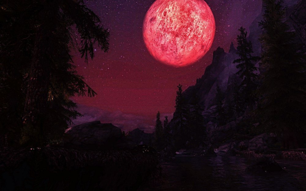 Кровавая Луна и красная Луна