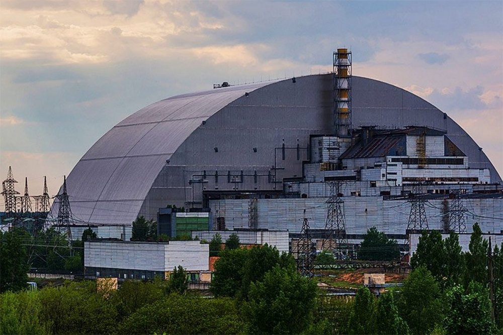 Чернобыль АЭС саркофаг