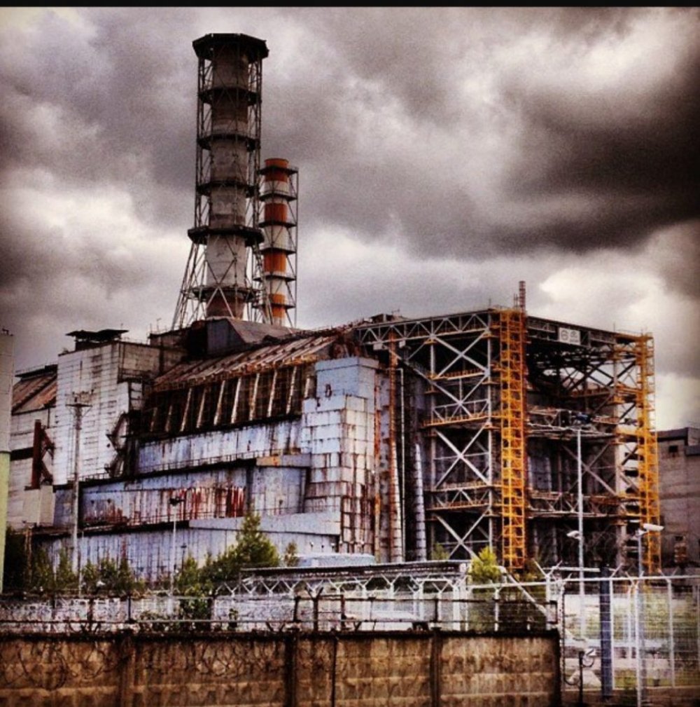Атомная энергостанция Чернобыль
