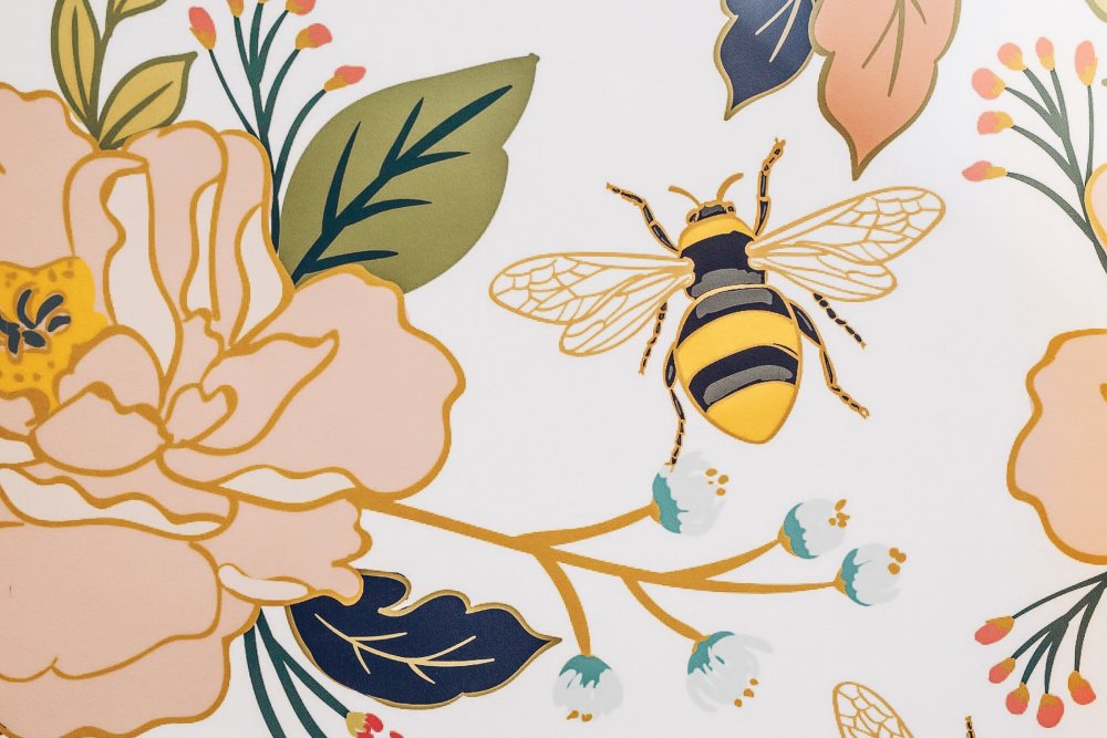 Орнамент пчелы
