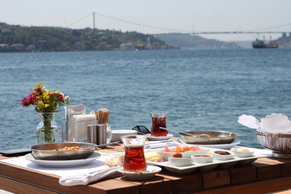 Стамбул Босфор завтрак