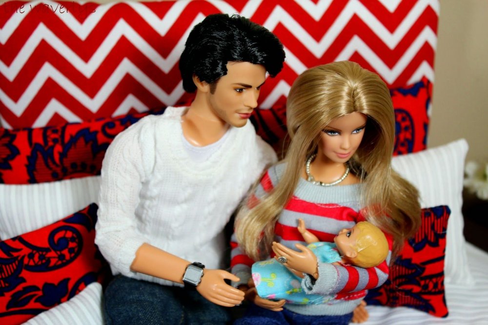 Барби и Кен семья