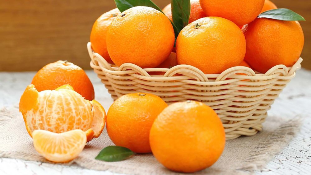 Апельсин и мандарин