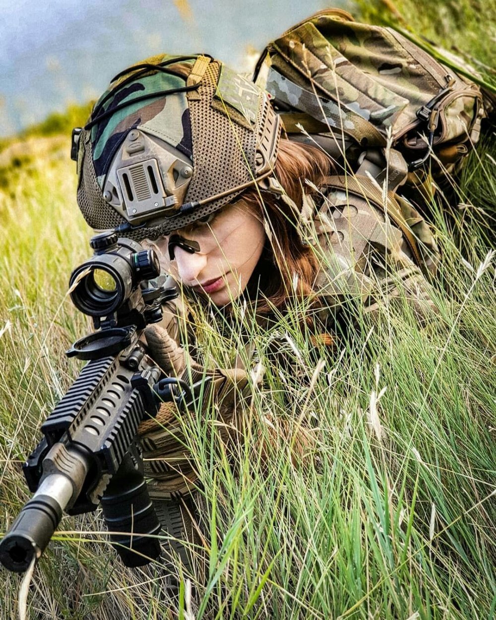 Девушка военный снайпер