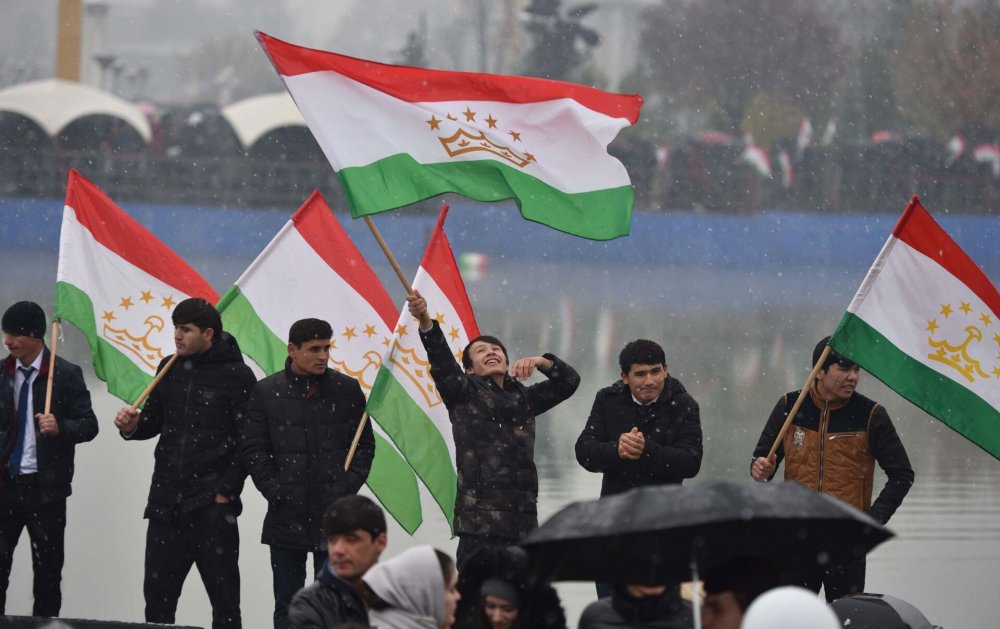 Национальный флаг Таджикистана