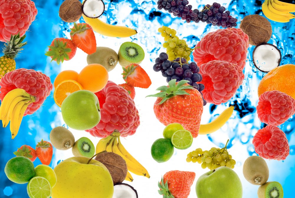 Ткань с фруктами и ягодами