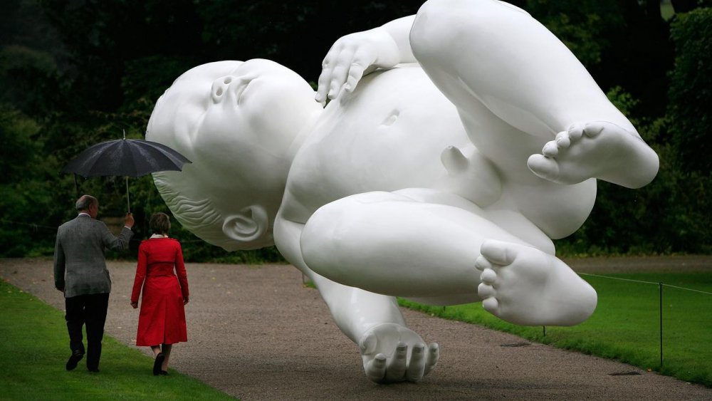 Англия скульптура Марк куин Планета