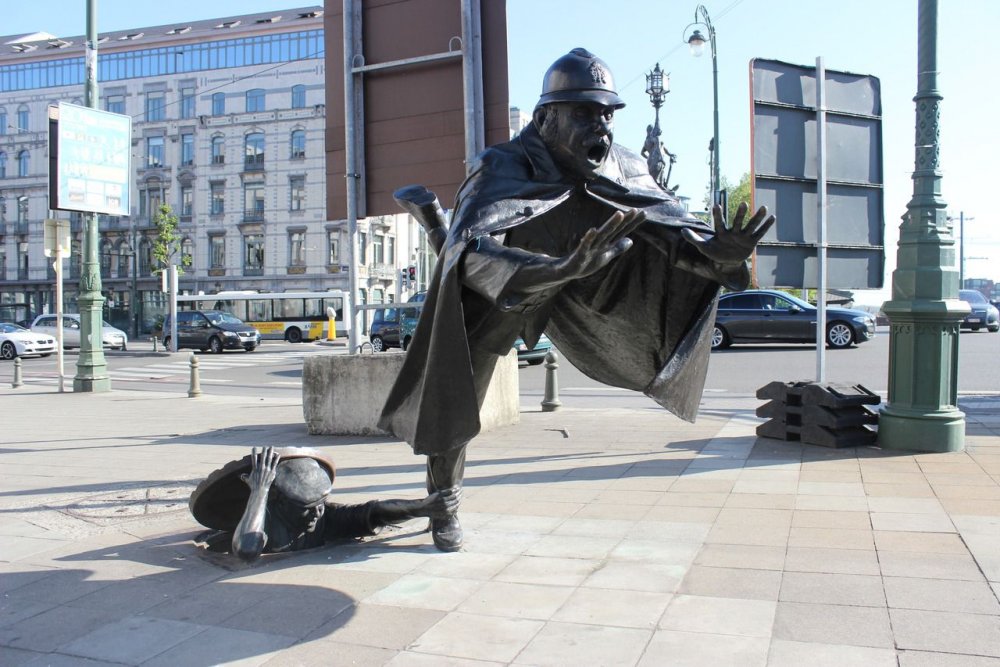 Скульптура de Vaartkapoen, Брюссель