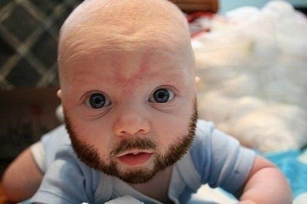 Младенец с бородой