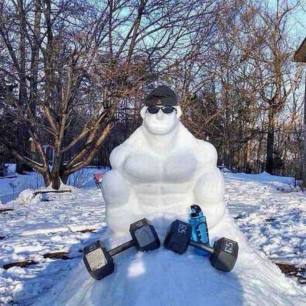 Мужчина из снега