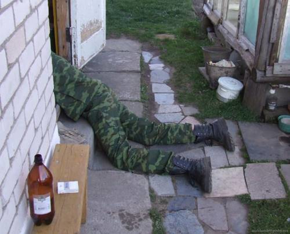 Пьяные российские военные