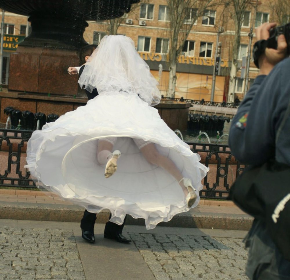 Прикольные платья невест