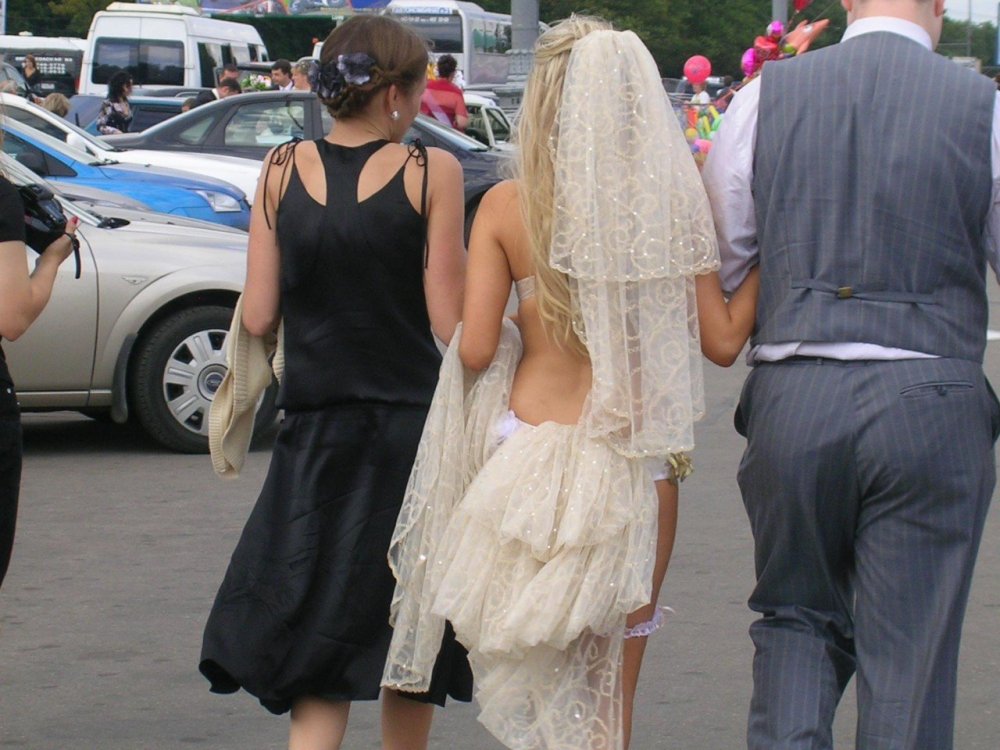 Невесты в ПОЗОРНЫХ платьях