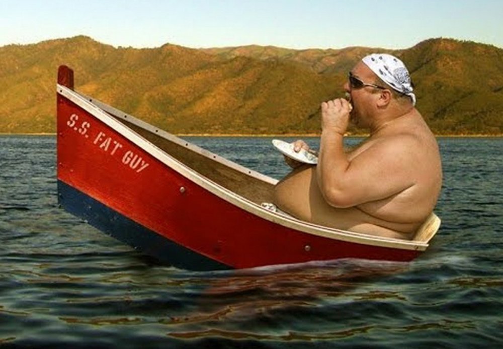 Мужчина в лодке