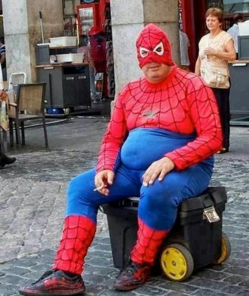 Толстый человек паук