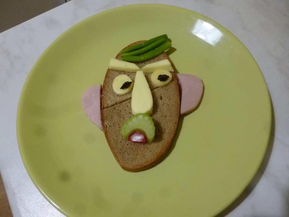Бутерброд с лицом