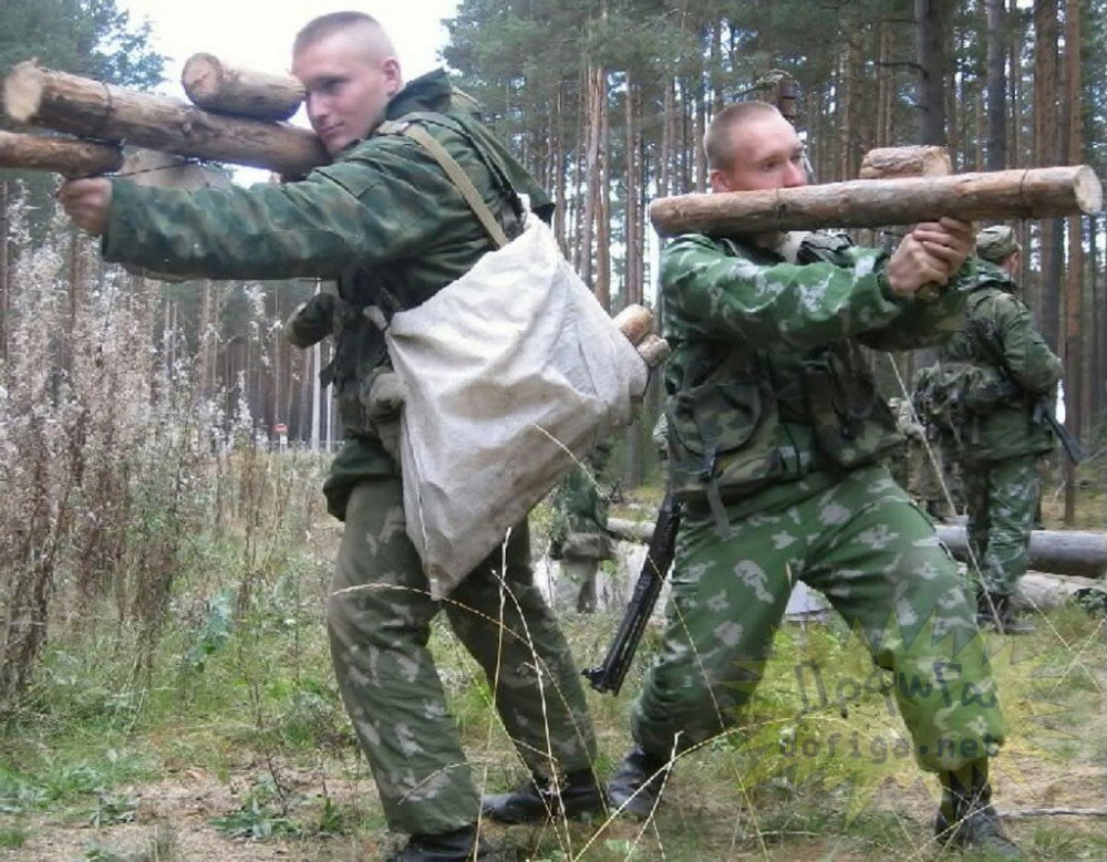 Деревянный автомат в армии