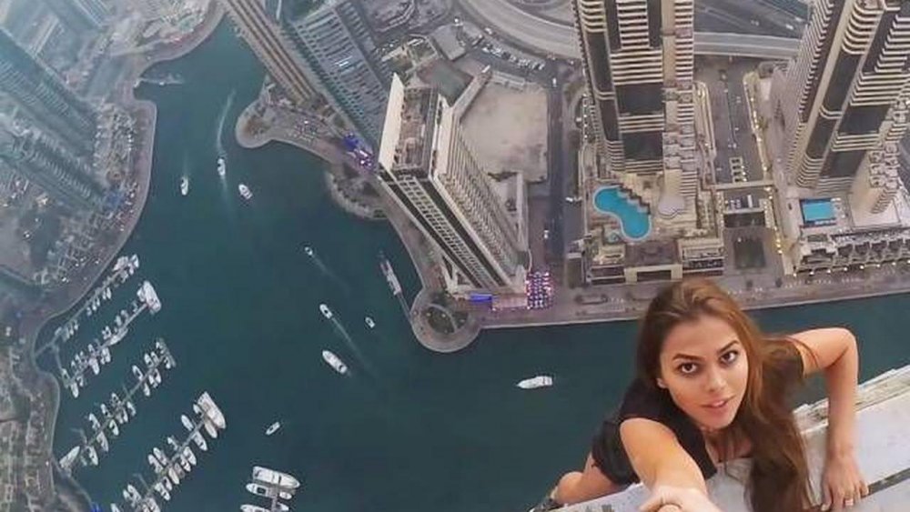 Вики Одинцова на крыше Дубай