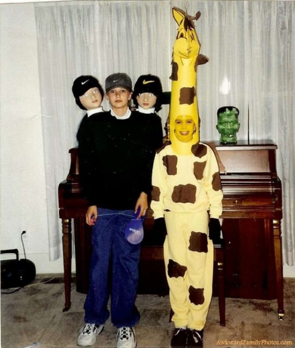 Самые нелепые костюмы на Хэллоуин