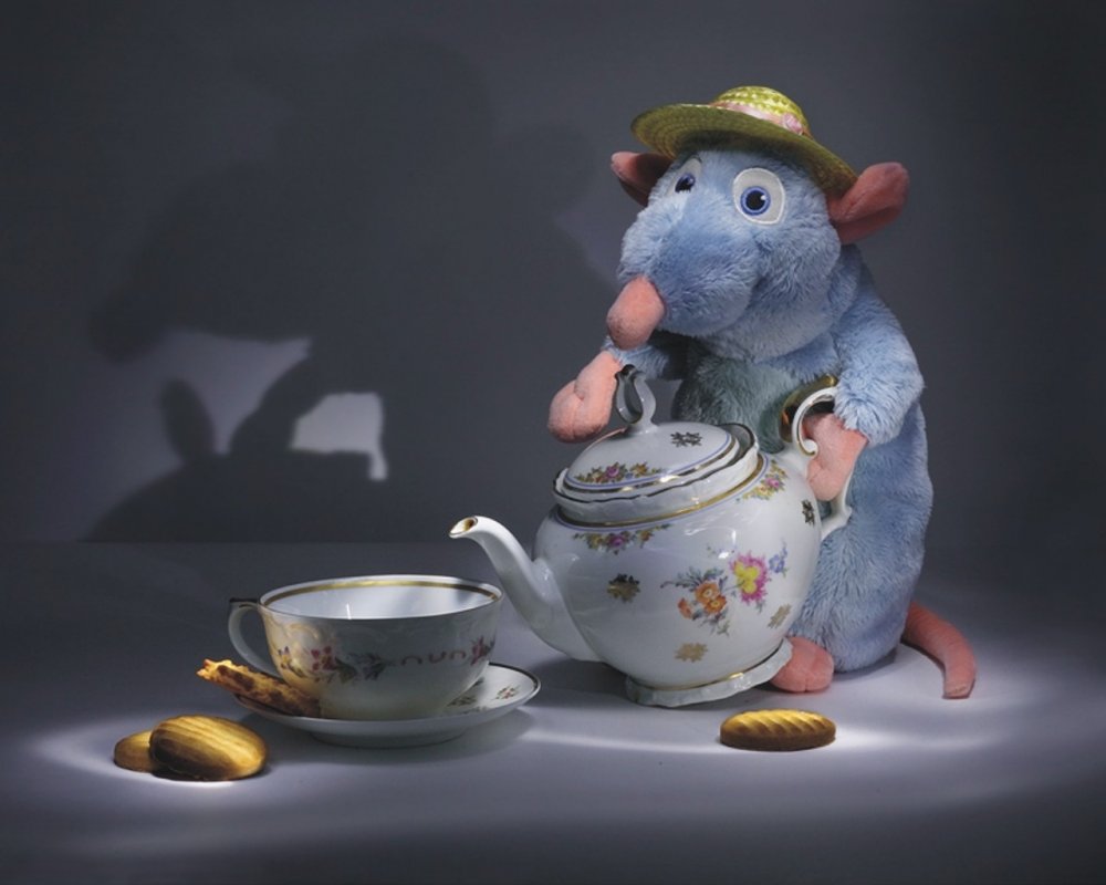 Мышка с чаем