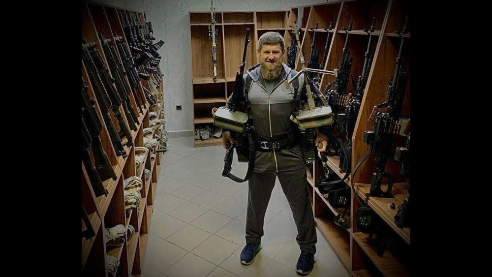 Рамзан Кадыров с оружием