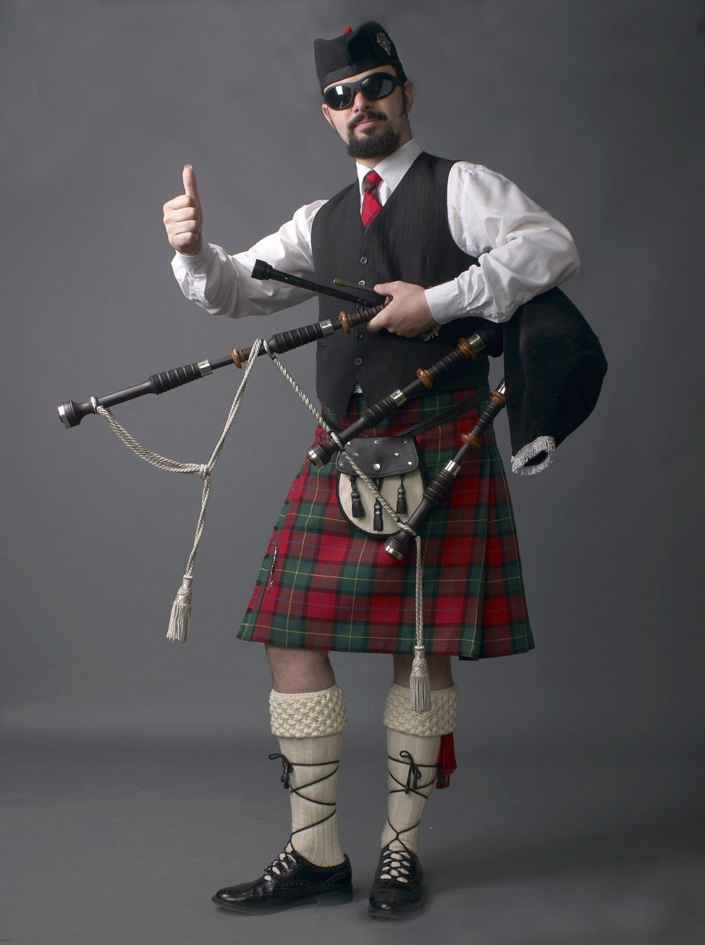 Шотландия национальный костюм и волынка