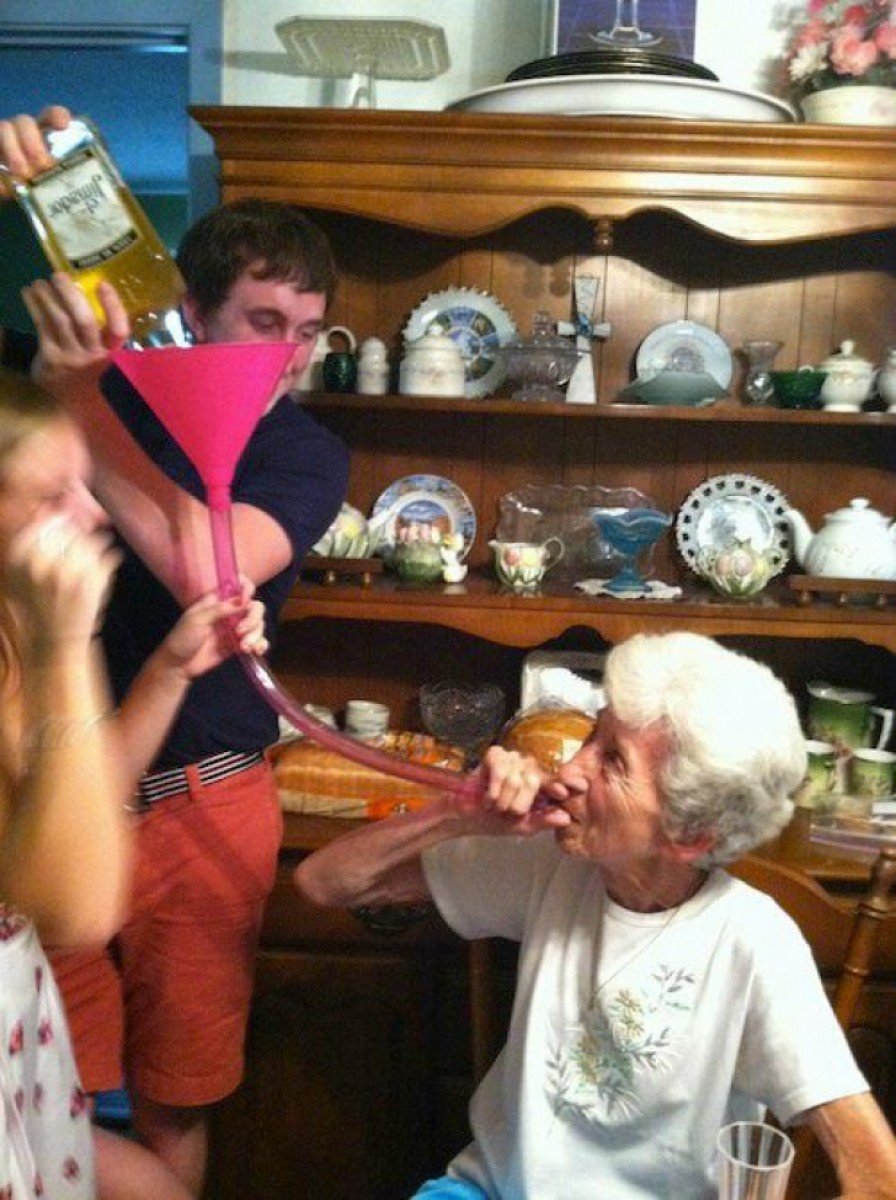 Вечеринка бабушек