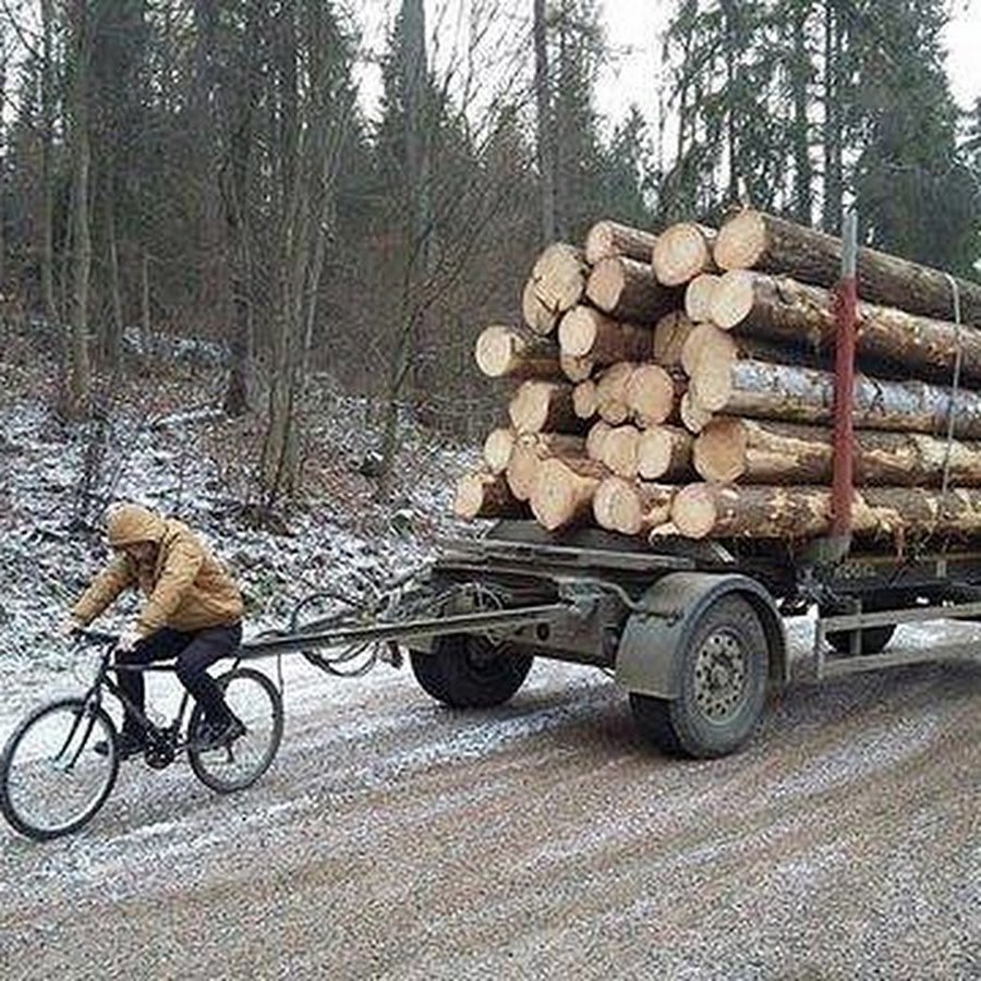 Мужик с дровами