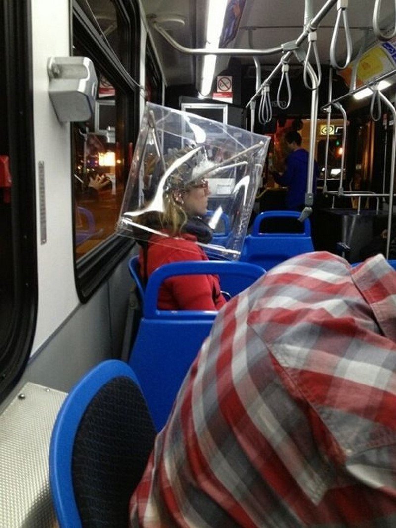 Смешные люди в автобусе