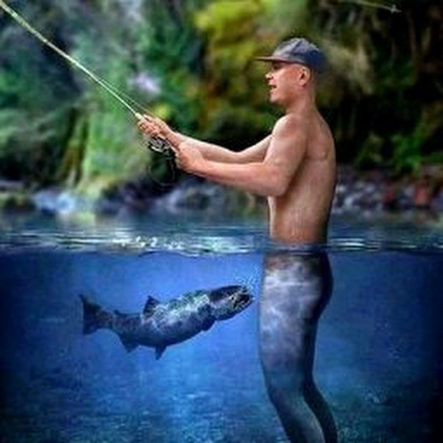 Мужчина на рыбалке