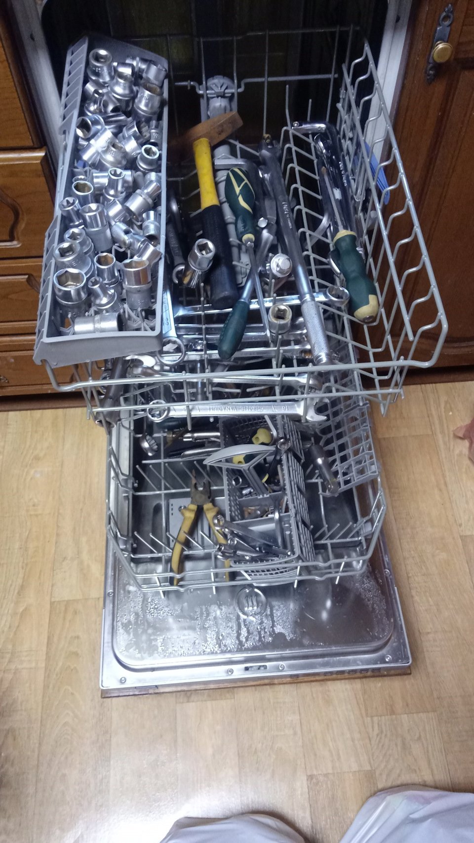 Диски в посудомоечной машине