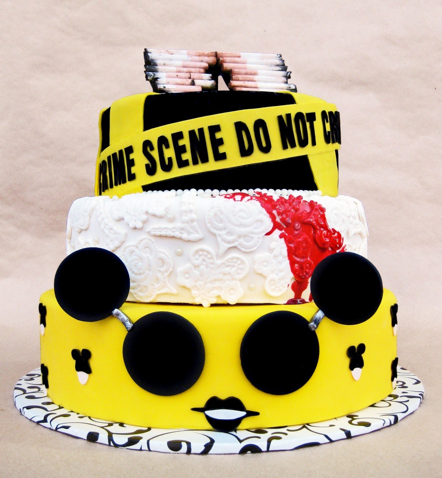 День рождения леди гаги. Торт леди Гага. Креативные торты на день рождения. Креативные тортики на день рождения. Торт для подростка прикольный.